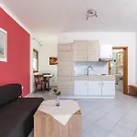 One-bedroom In Okrug Gornji Appartamento