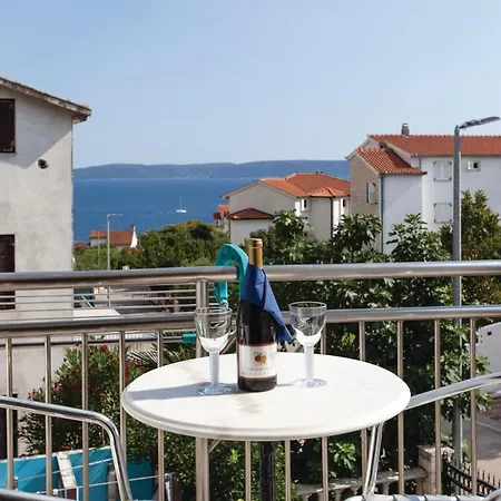 Gorgeous In Okrug Gornji With Kitchen * Trogir