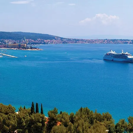 شقة One-bedroom In Okrug Gornji *