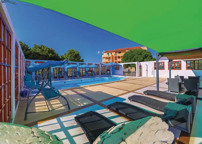 One-bedroom In Okrug Gornji Apartman