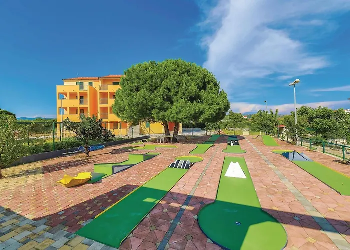 One-bedroom In Okrug Gornji Apartman Trogir